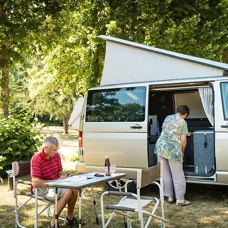 Camping Eco-responsable Du Pont De Braye 3* Chastanier