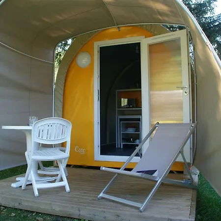 Camping Eco-responsable Du Pont De Braye 3* Chastanier