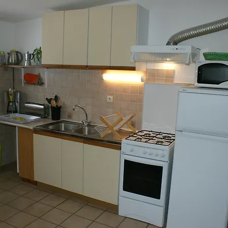 Camping Eco-responsable Du Pont De Braye 3* Chastanier